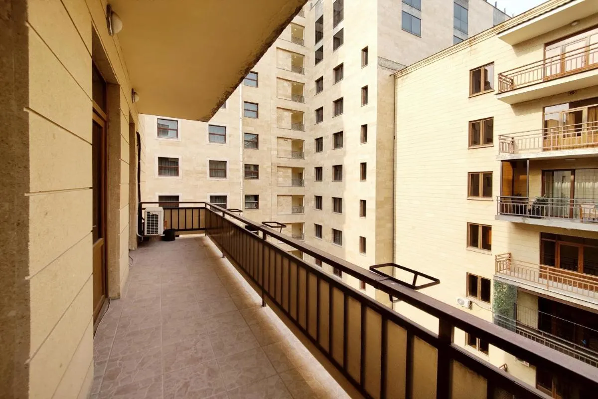 Image 5 of 2 Bedroom Apartment on Byuzand street