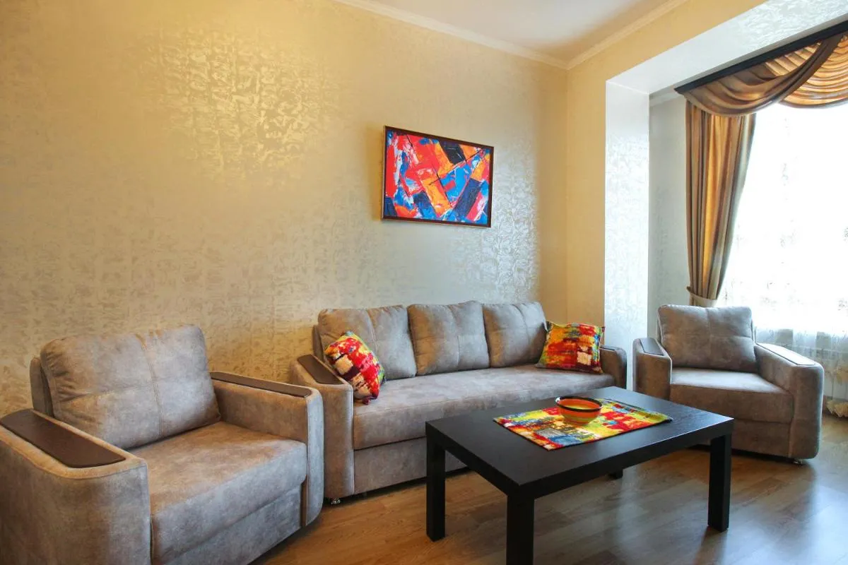 Image 4 of 3 Bedroom Apartment in Homey Residence