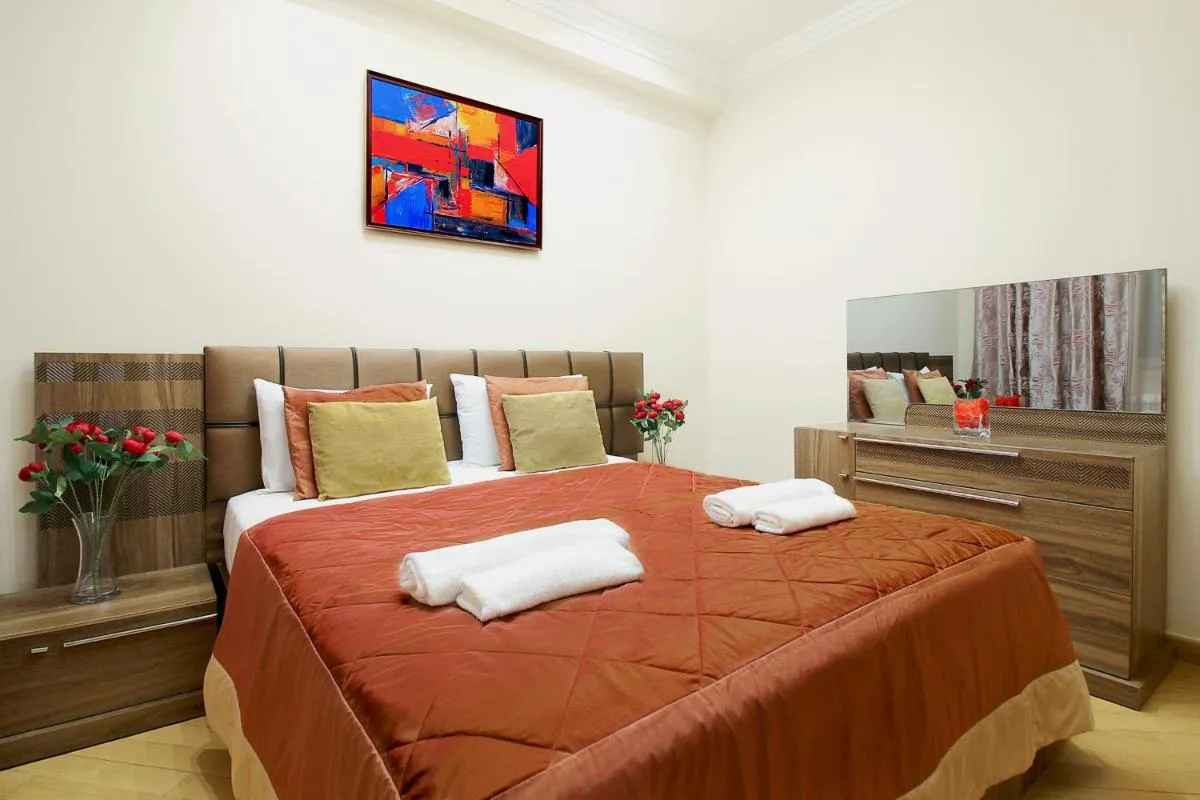 Image 6 of 3 Bedroom Apartment near Republic Square