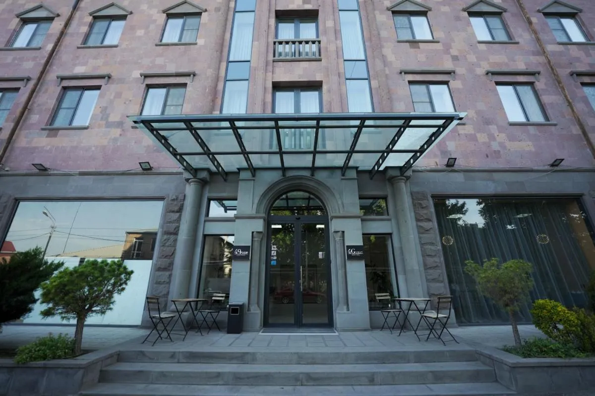 Image 2 of 4Guest Hotel