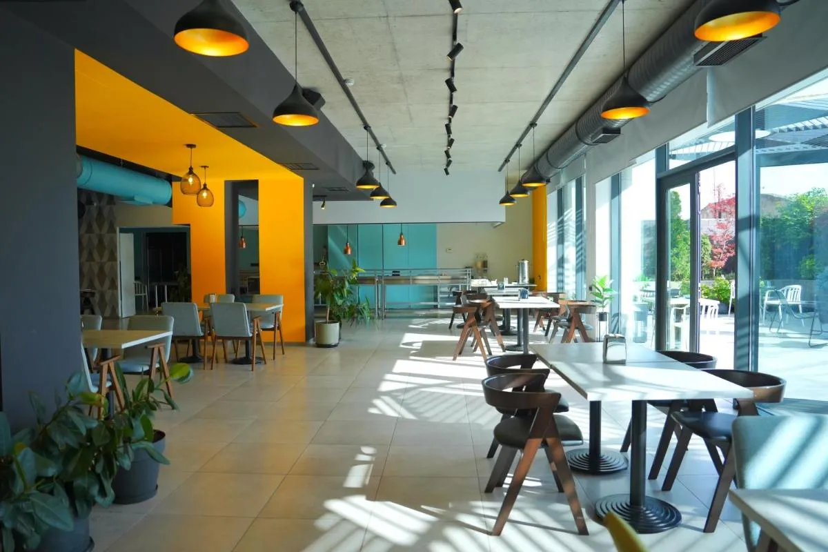 Image 4 of 4Guest Hotel