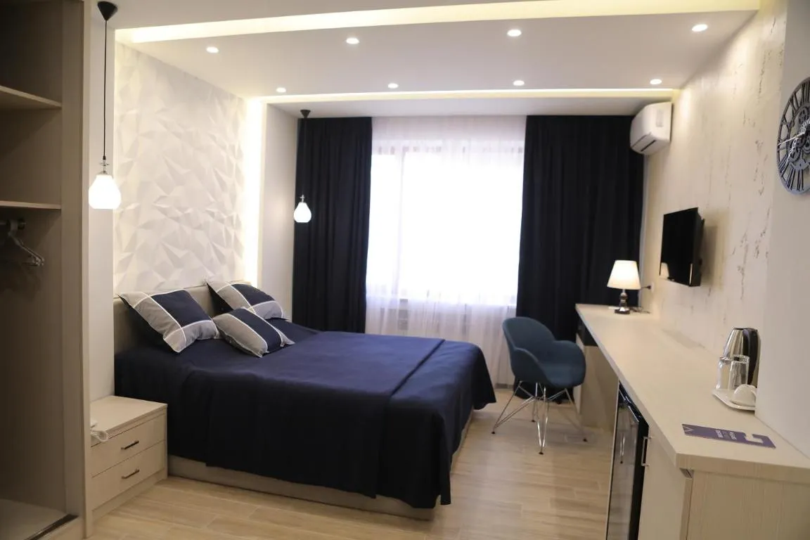 Image of 4Room Hotel