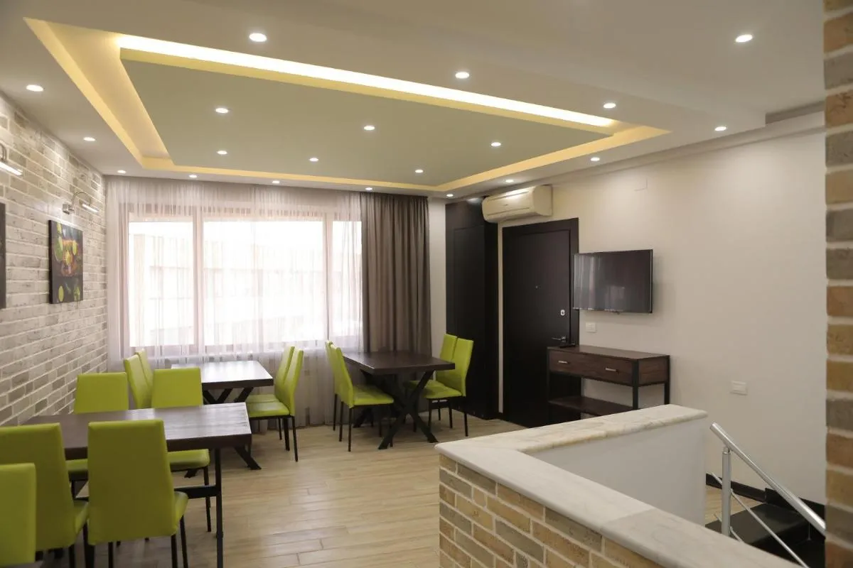 Image 4 of 4Room Hotel