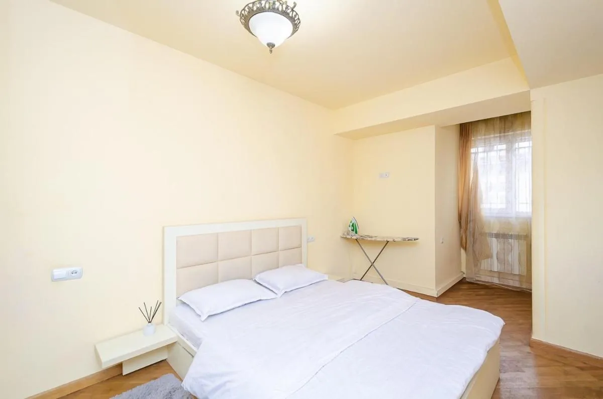Image 3 of Amiryan15/7 Excellent apartment in the center