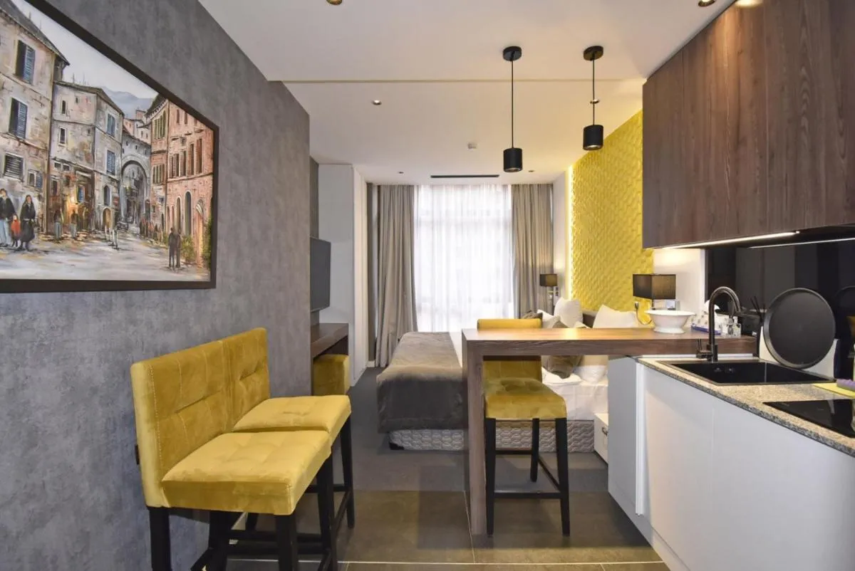 Image 2 of Avenue ApartHotel