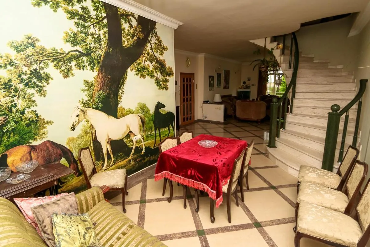 Image 4 of Bright and Modern 4BR Apartment – center of Yerevan