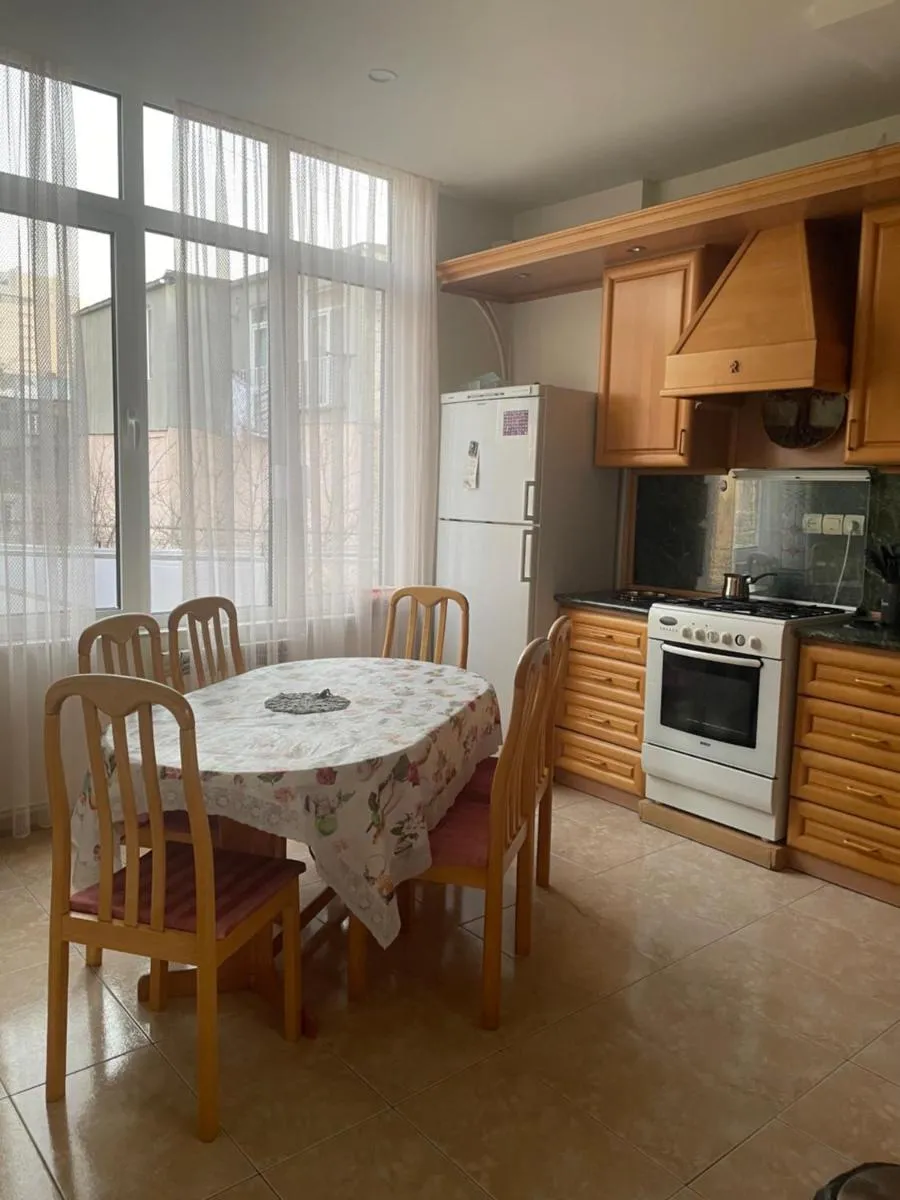 Image 3 of Bright and Modern 4BR Apartment – center of Yerevan