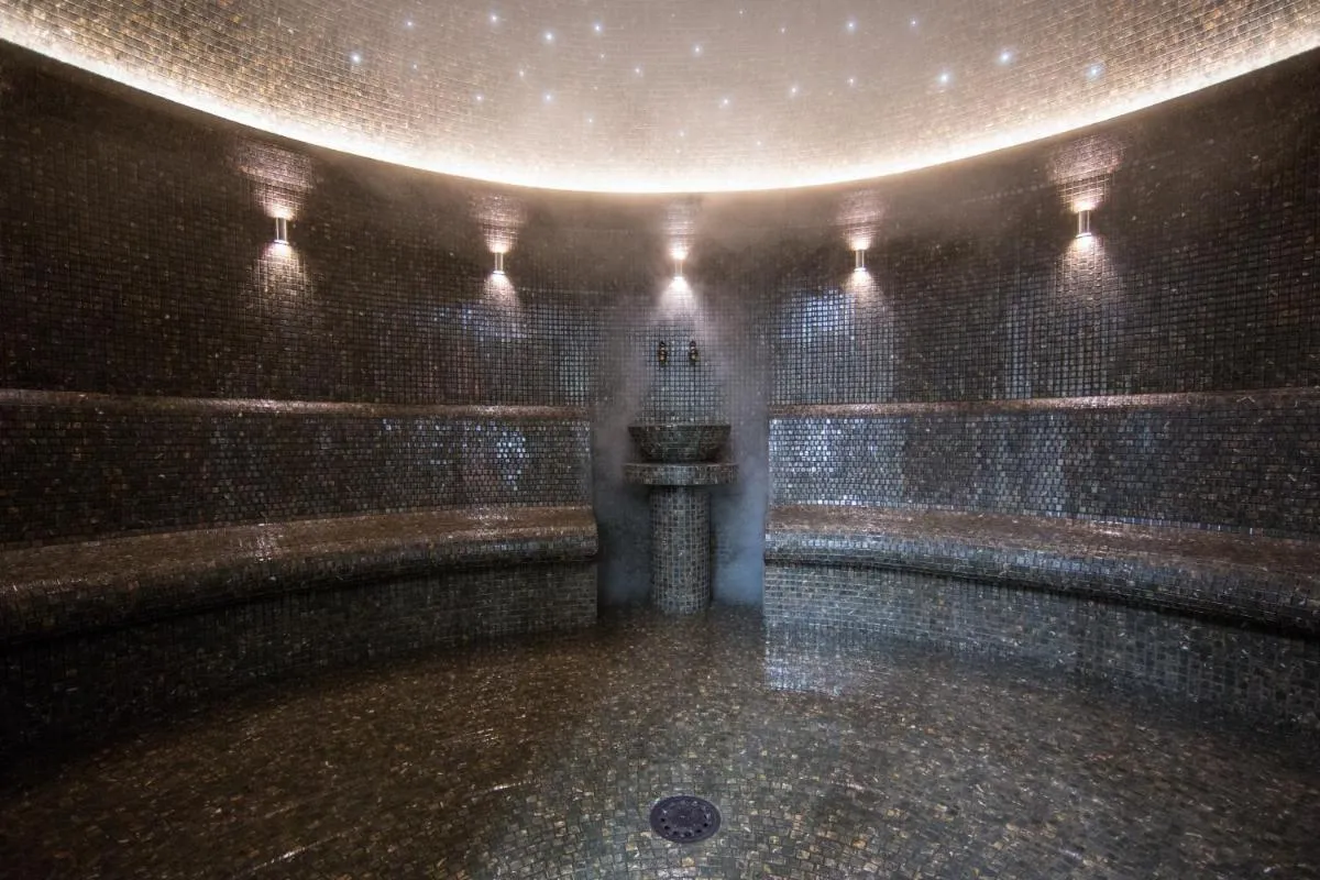 Image 4 of Caucasus Hotel