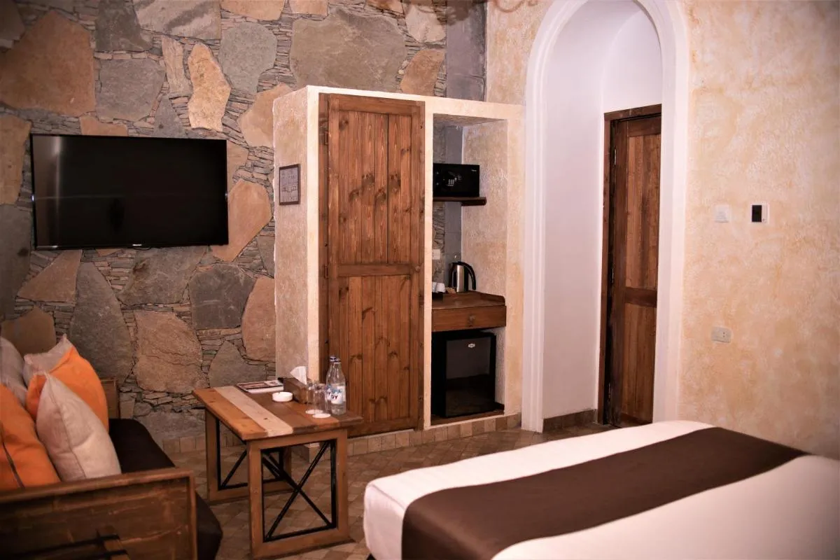 Image 3 of Caucasus Hotel