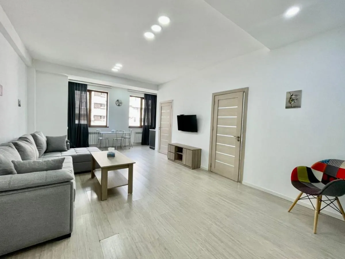 Image 4 of GR family apartment in the center