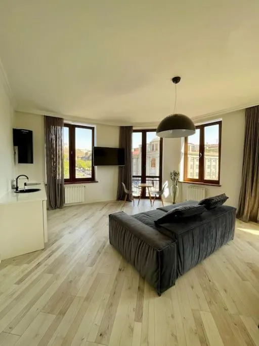 Image 1 of Great apartment, great location