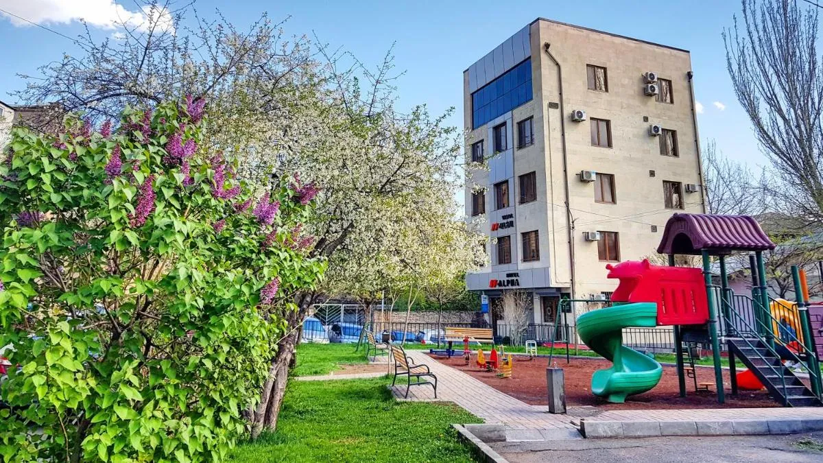 Image 4 of Hotel Alpha
