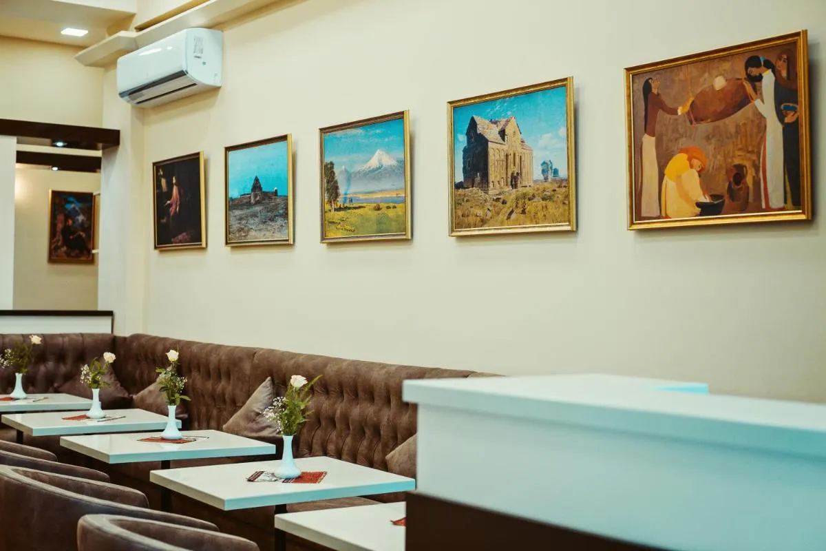Image 6 of L’image Art Hotel