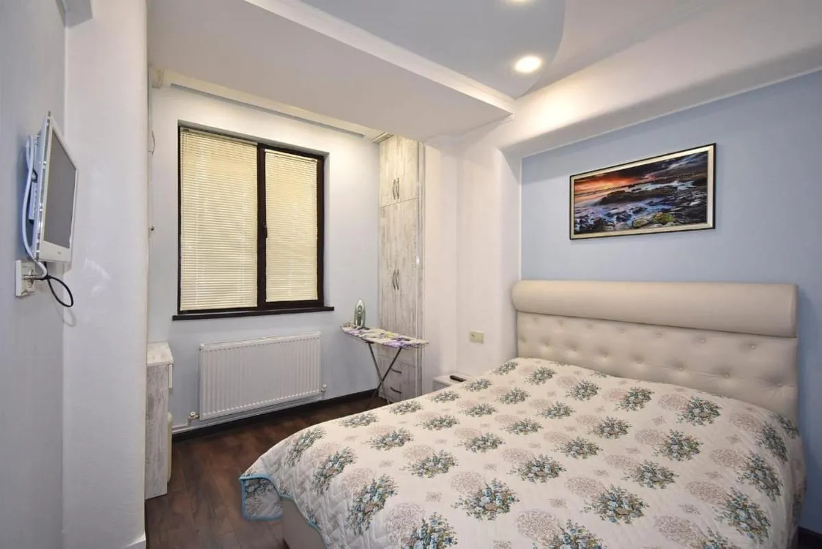 Image 6 of Luxury Apartment in Republic Square