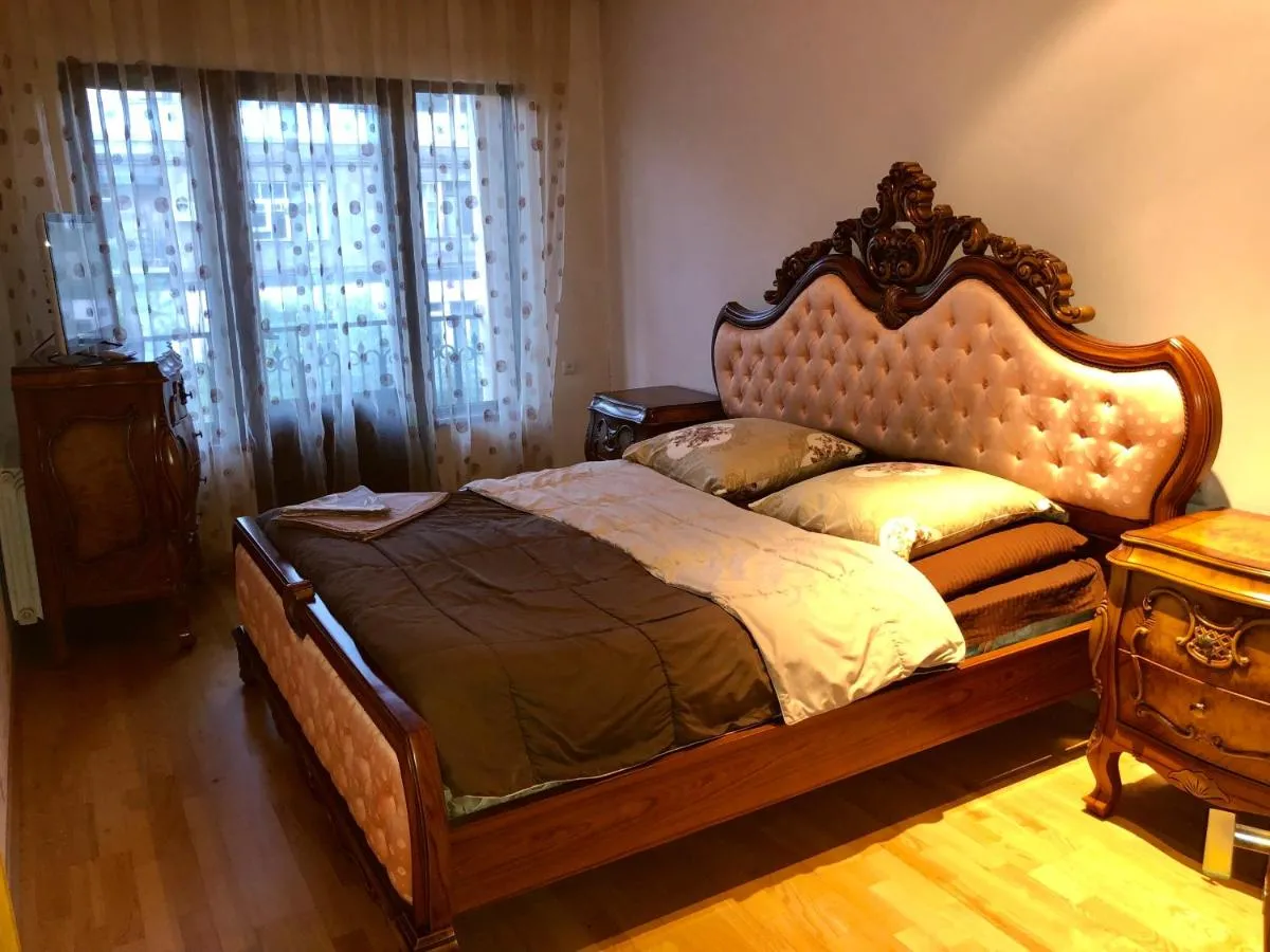 Image 1 of Luxury Tumanyan Apartment