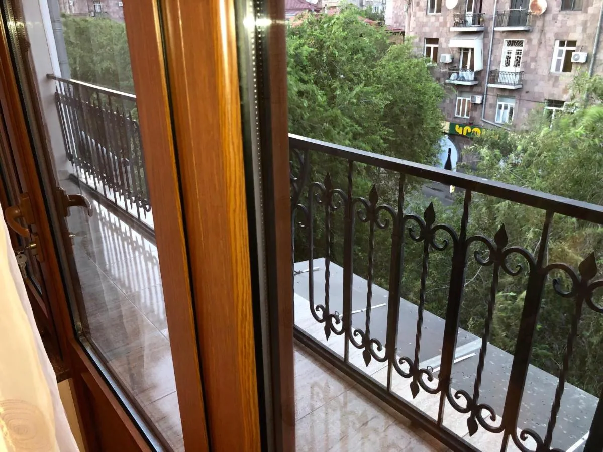 Image 5 of Luxury Tumanyan Apartment