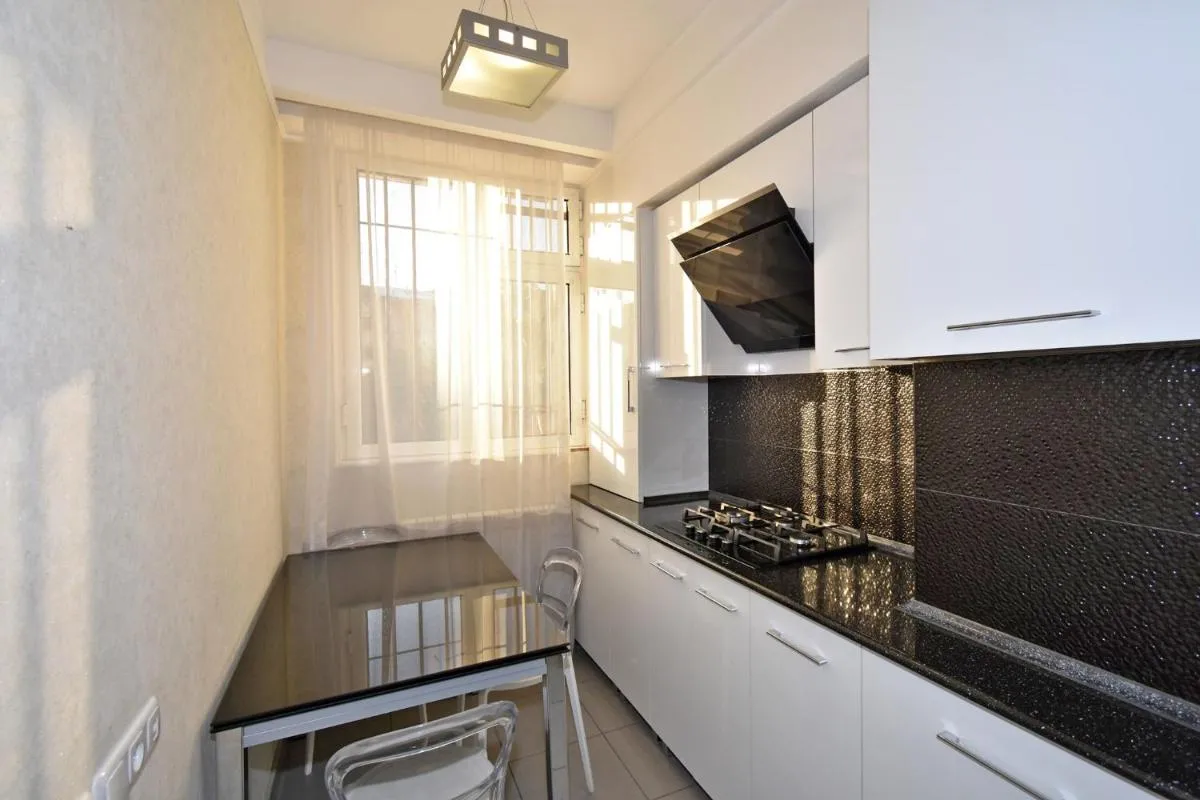 Image 6 of Luxury apartments near Republic Square
