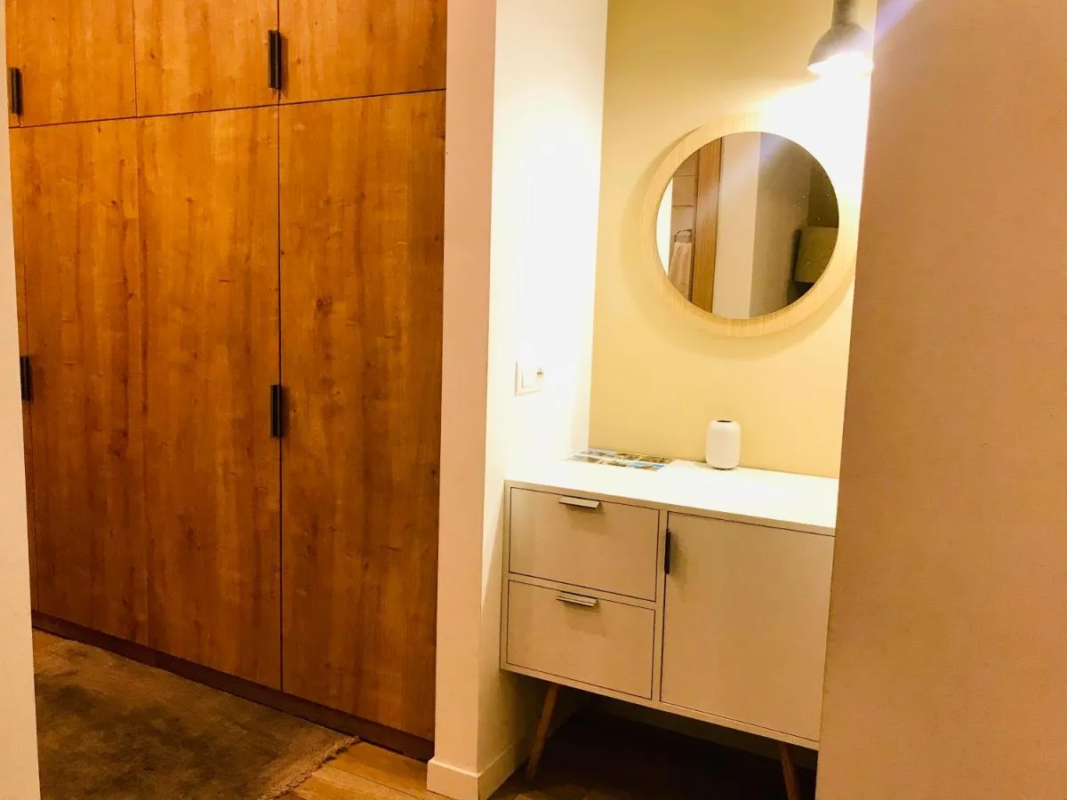 Image 6 of North Avenue Loft Apartments