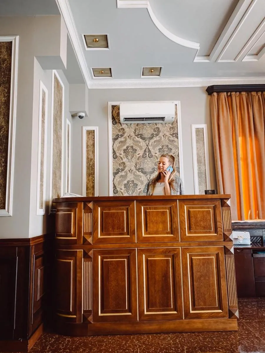 Image 4 of Royal Renaissance Hotel